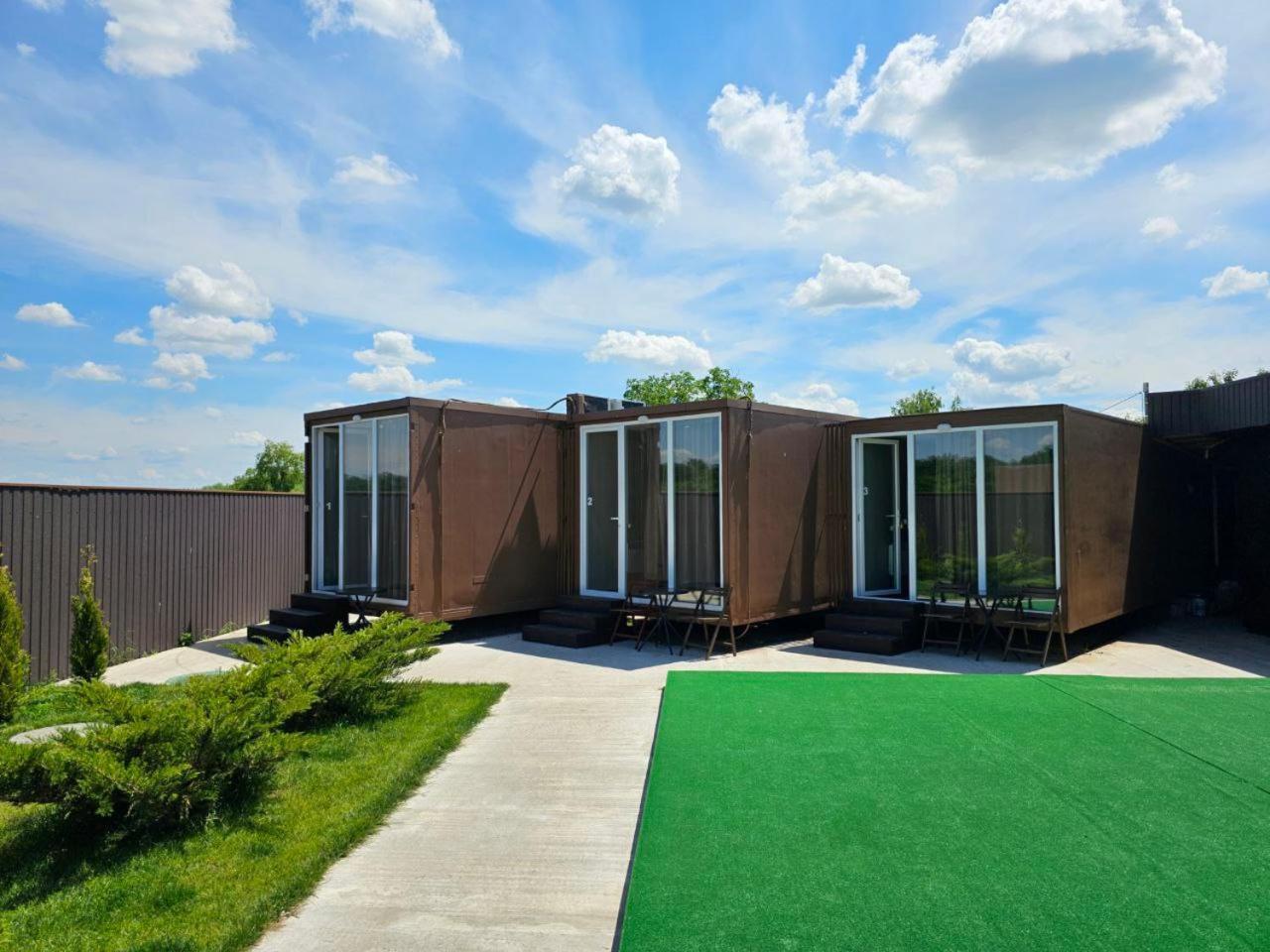 База Відпочинку Шалена Жаба Nowomoskowsk Exterior foto